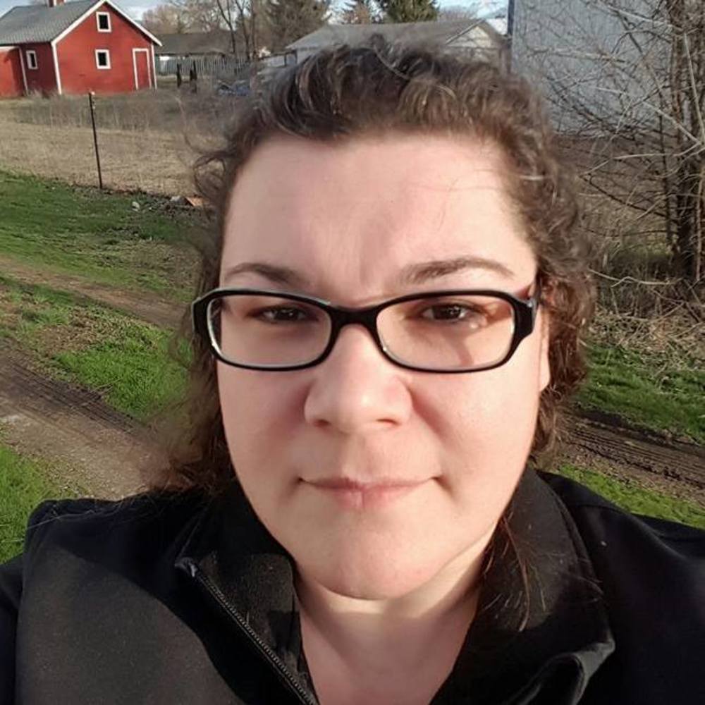 Meet your Posher, Jennica